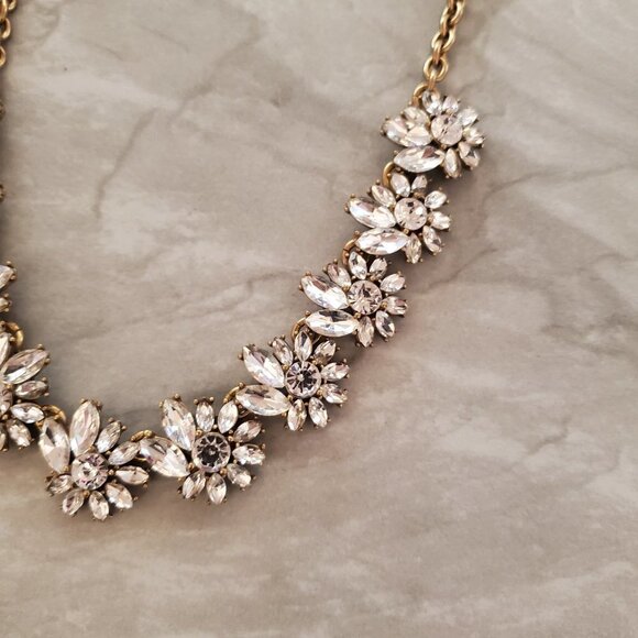 ✨ J.Crew Rhinestone Crystal Cluster Statement Bridal Wedding Necklace ✨ - Picture 6 of 16